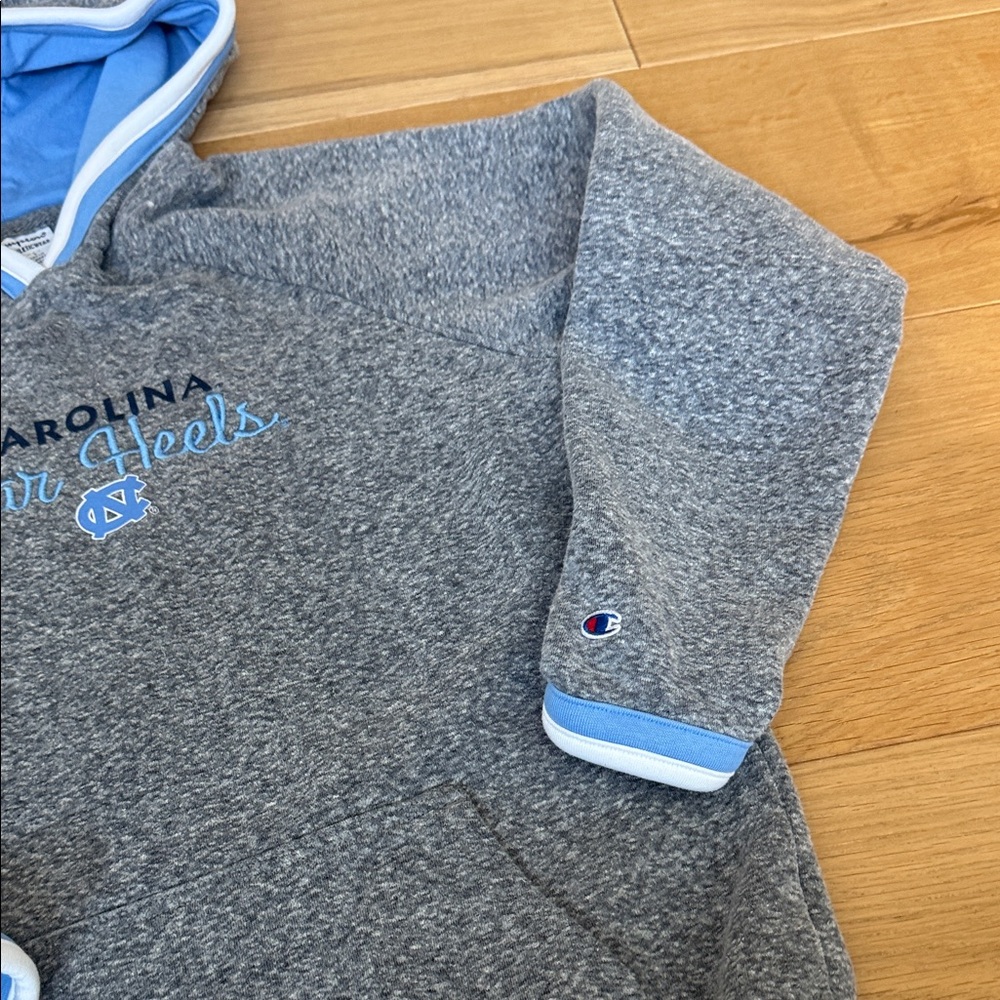 Champion Women's Heather Gray and Light Blue Hoodie - Picture 4 of 5